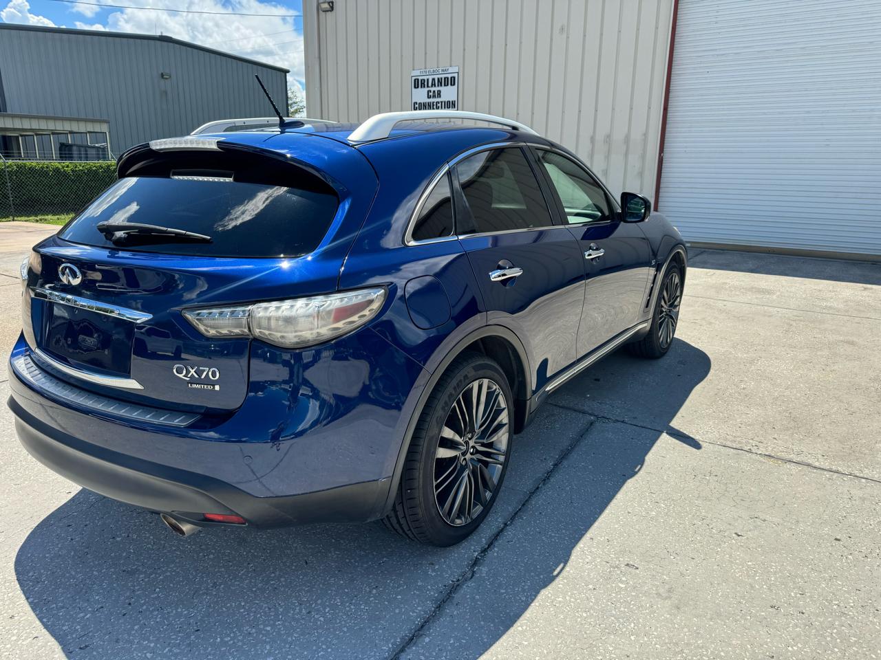 Infiniti QX70  2017