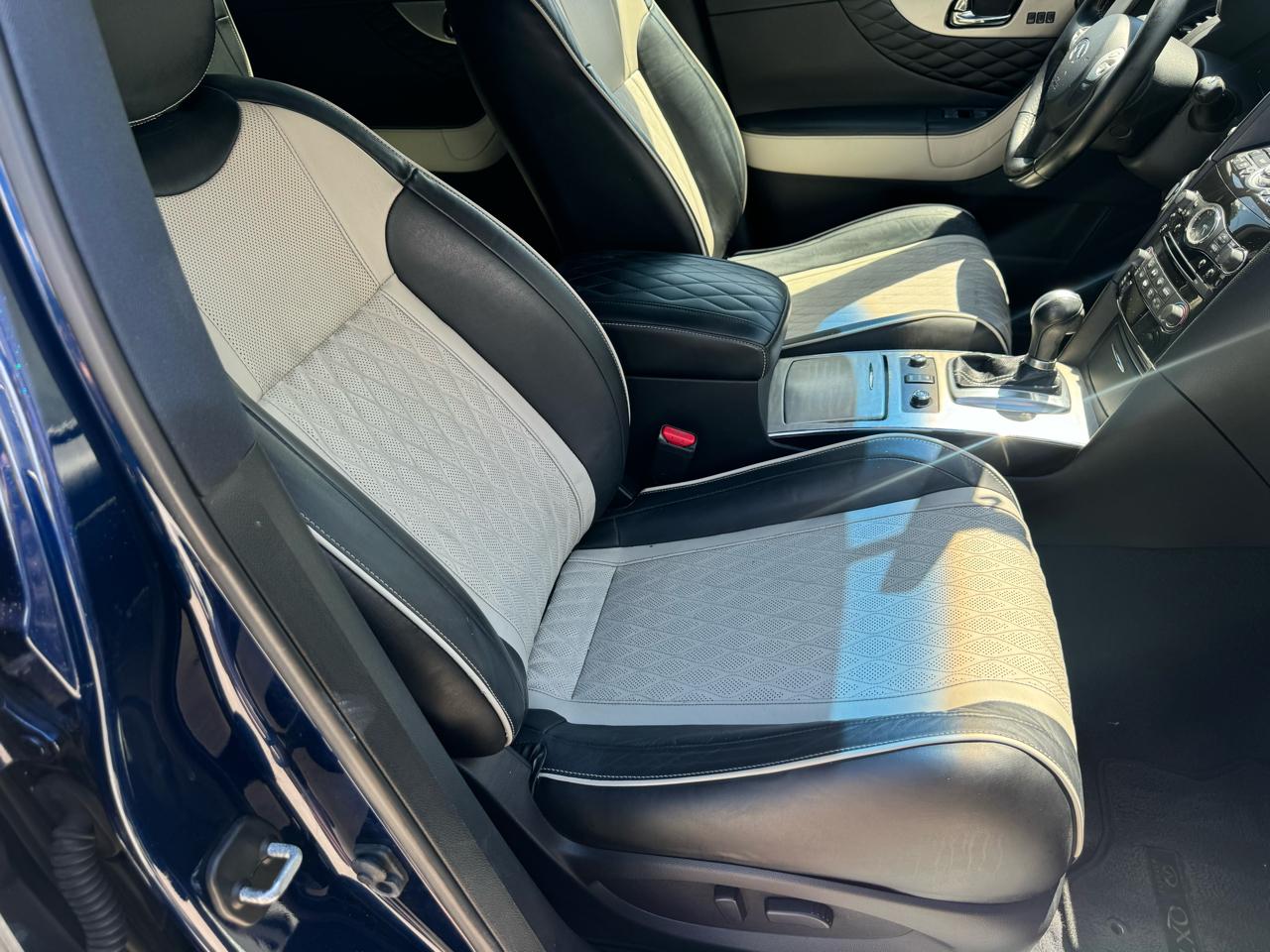 Infiniti QX70  2017