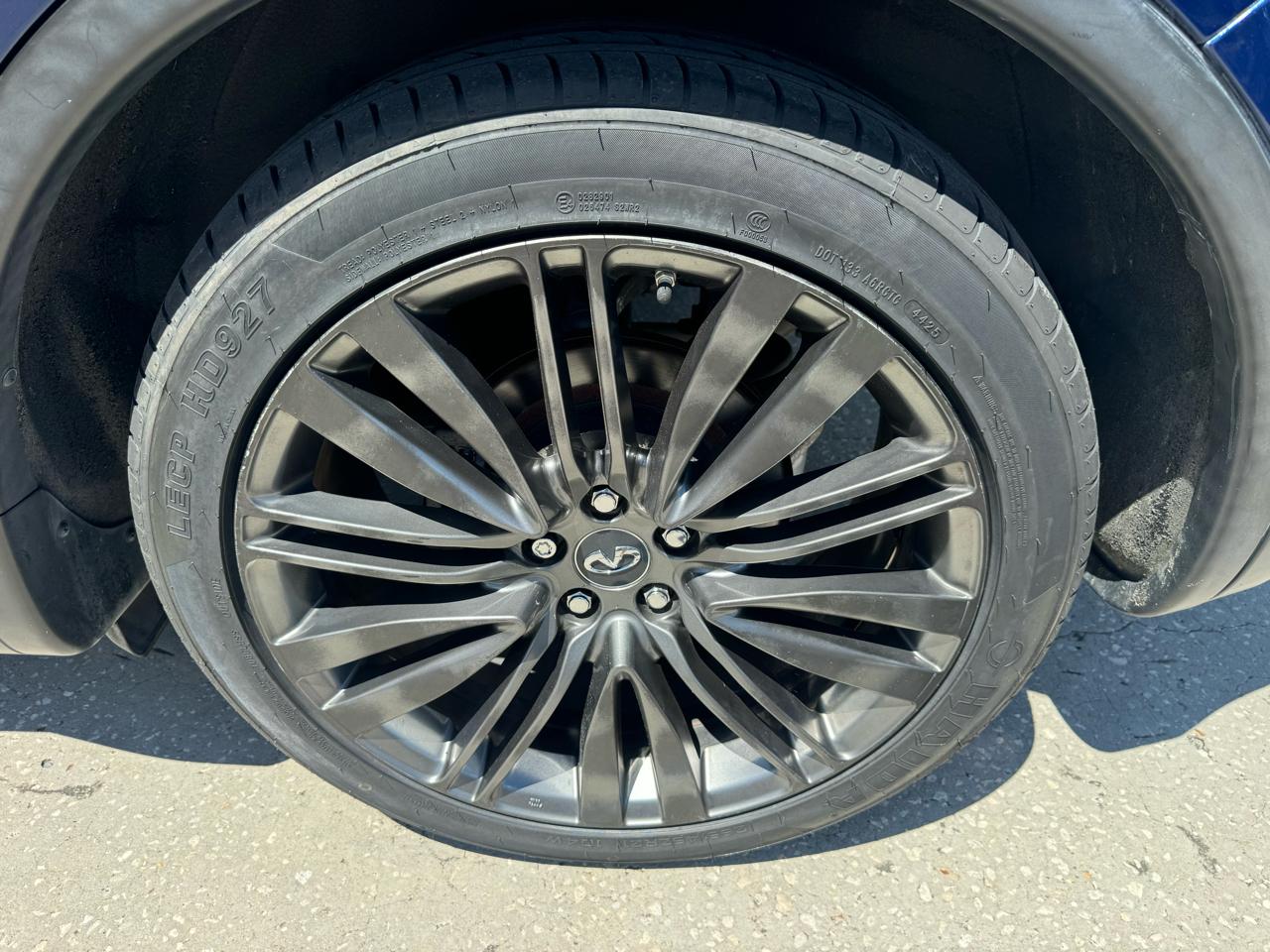 Infiniti QX70  2017