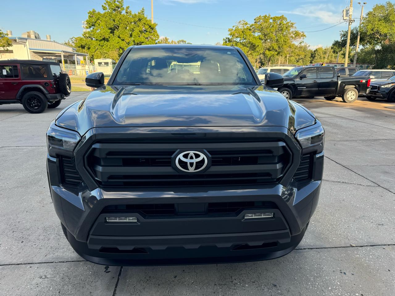 Toyota Tacoma SR5 Double Cab I4 2WD 2024