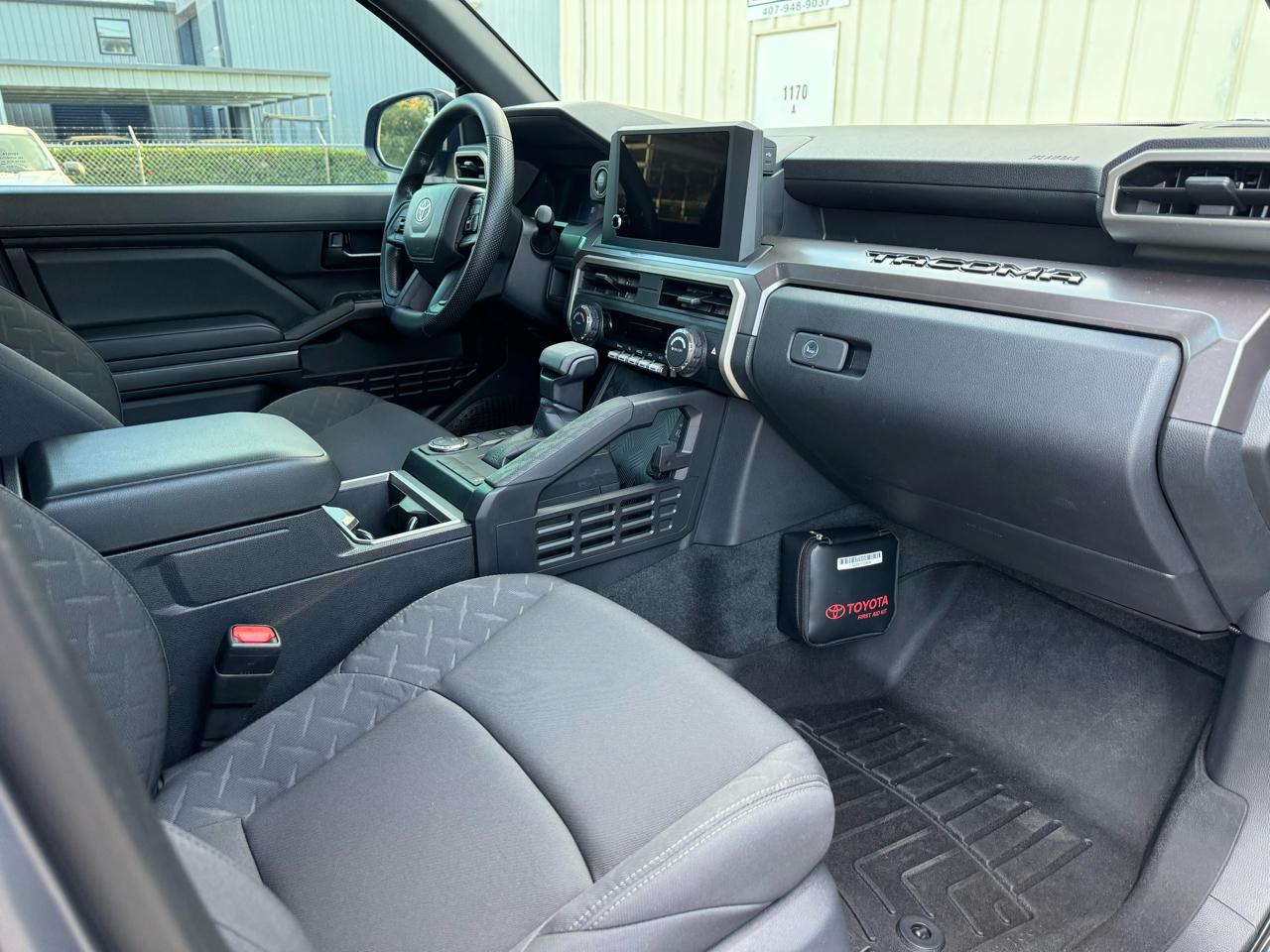 Toyota Tacoma SR5 Double Cab I4 2WD 2024