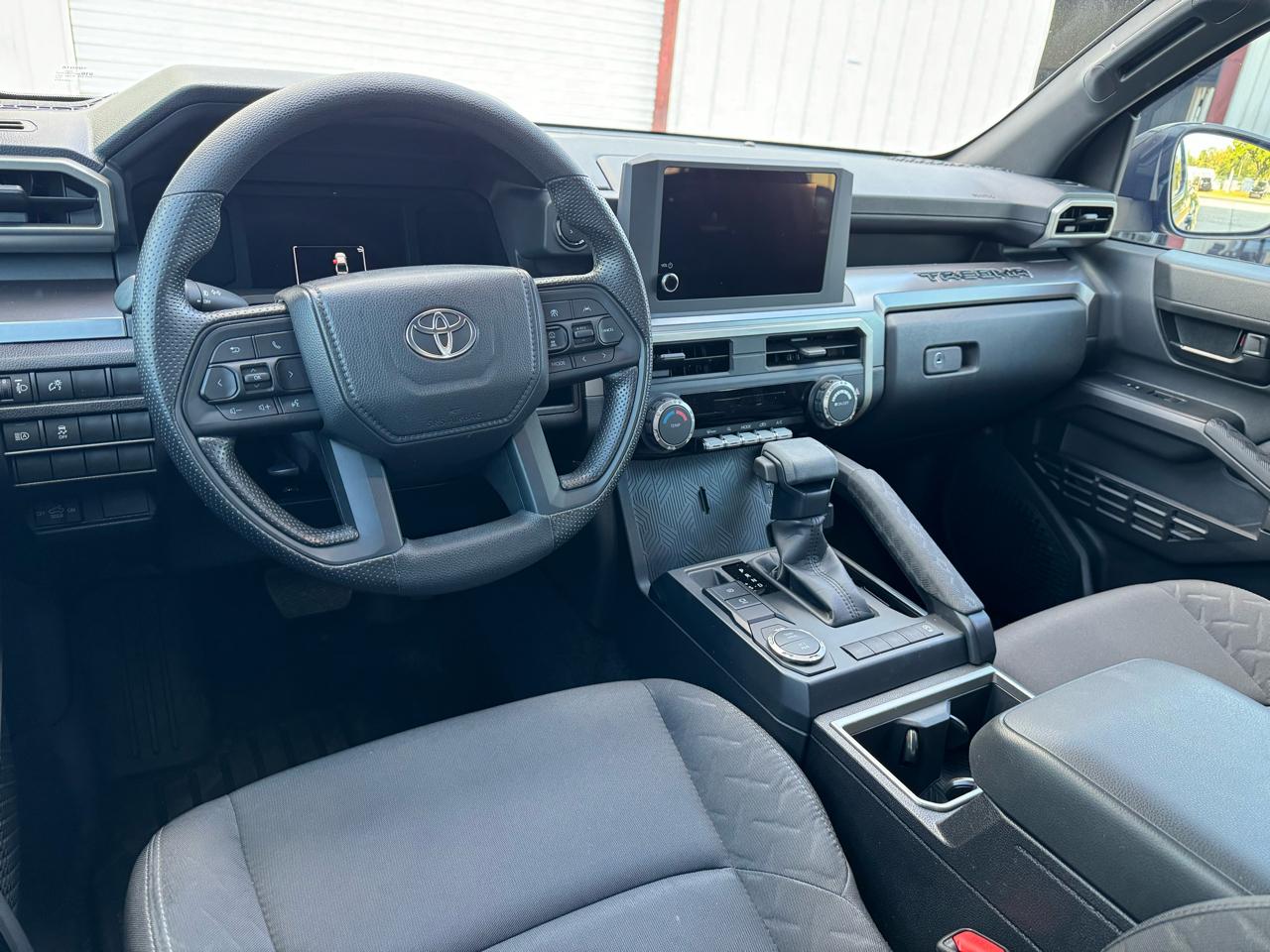 Toyota Tacoma SR5 Double Cab I4 2WD 2024