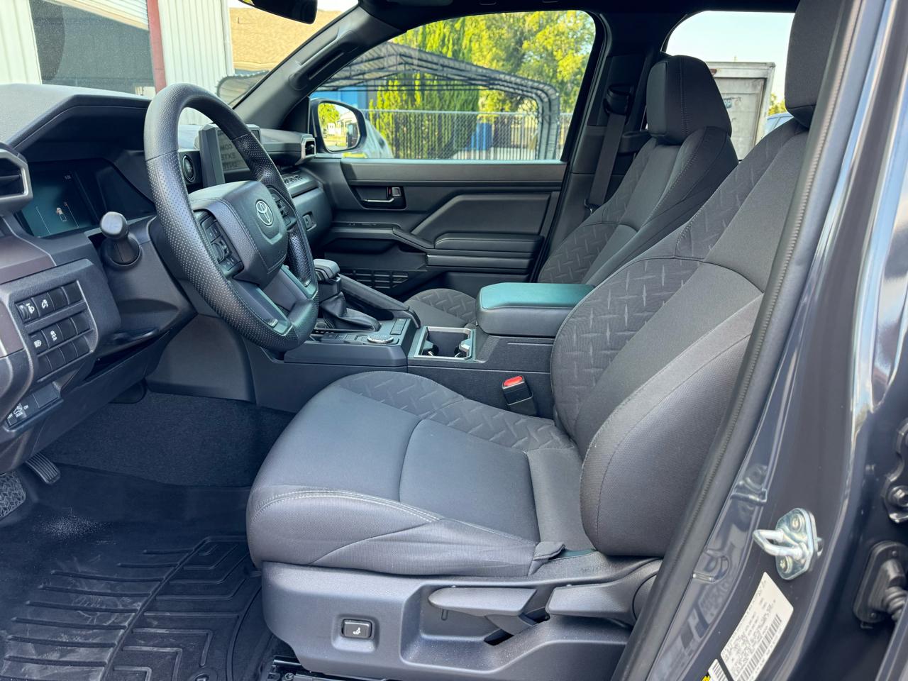 Toyota Tacoma SR5 Double Cab I4 2WD 2024
