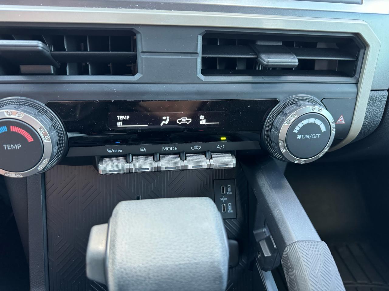 Toyota Tacoma SR5 Double Cab I4 2WD 2024