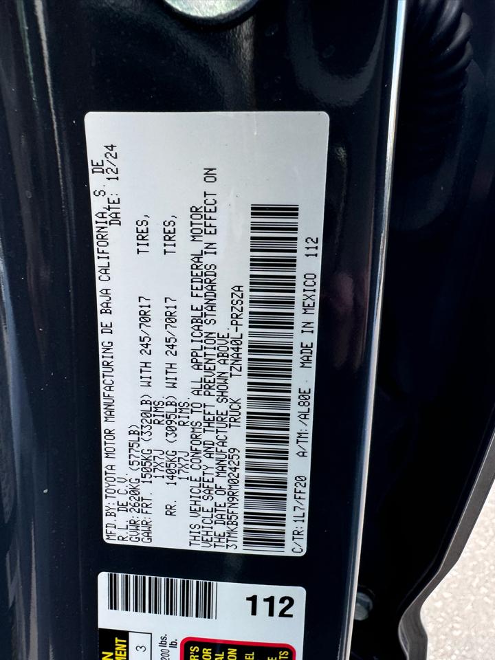 Toyota Tacoma SR5 Double Cab I4 2WD 2024