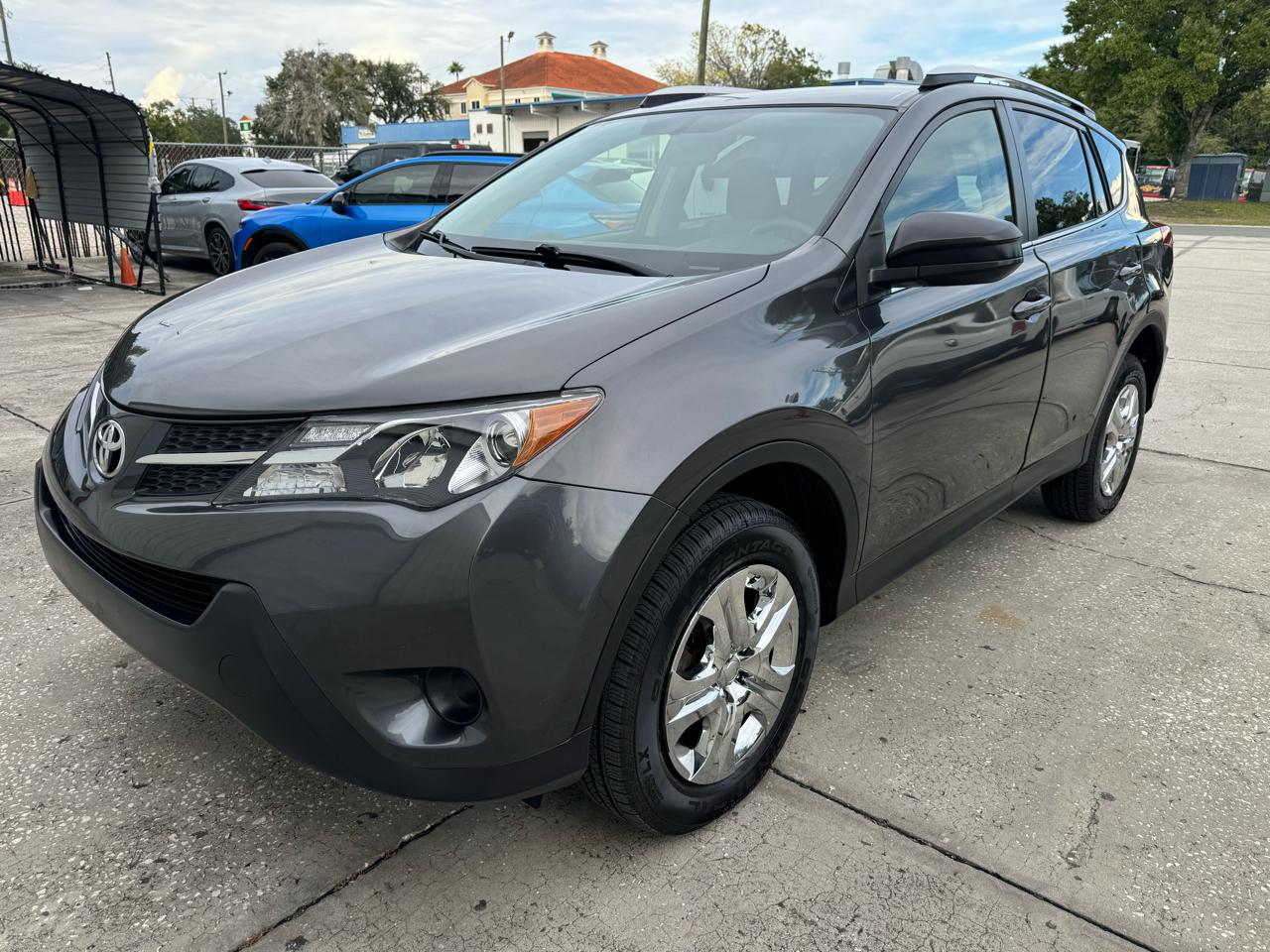 Toyota RAV4 LE FWD 2014