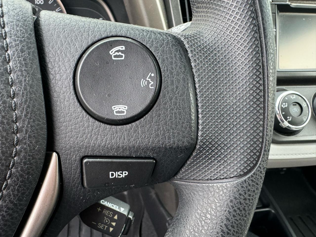 Toyota RAV4 LE FWD 2014