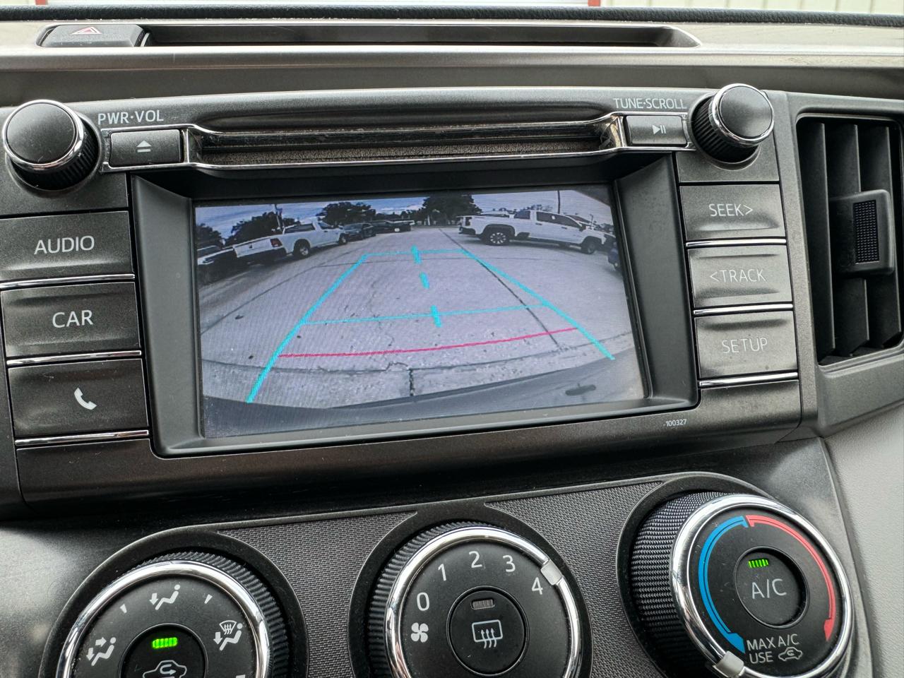 Toyota RAV4 LE FWD 2014