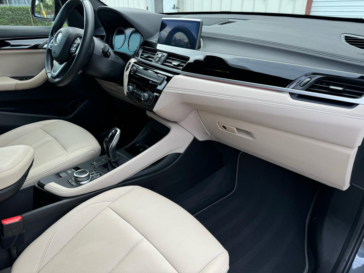 BMW X1 xDrive28i 2021