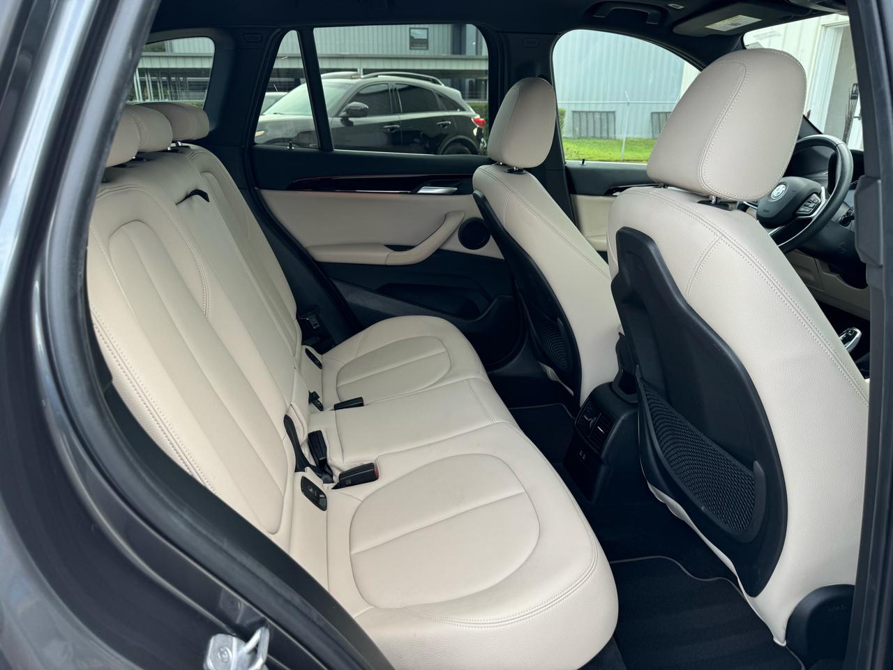 BMW X1 xDrive28i 2021