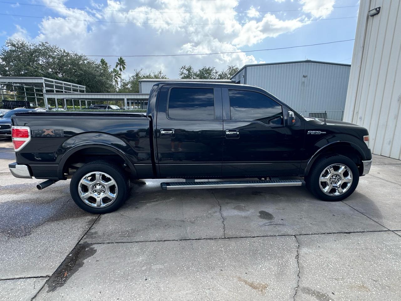 Ford F-150 Lariat SuperCrew 5.5-ft. Bed 4WD 2014