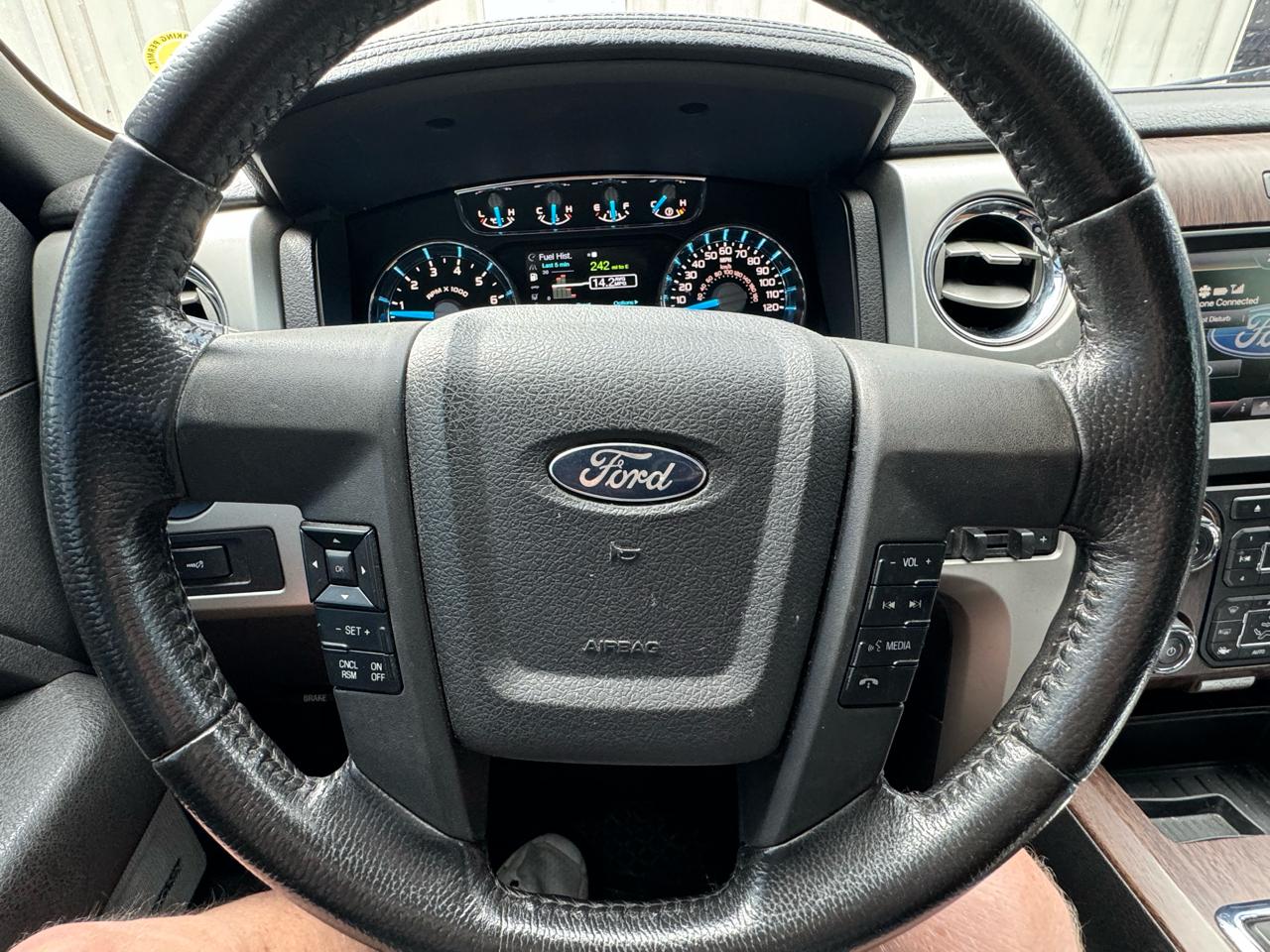 Ford F-150 Lariat SuperCrew 5.5-ft. Bed 4WD 2014