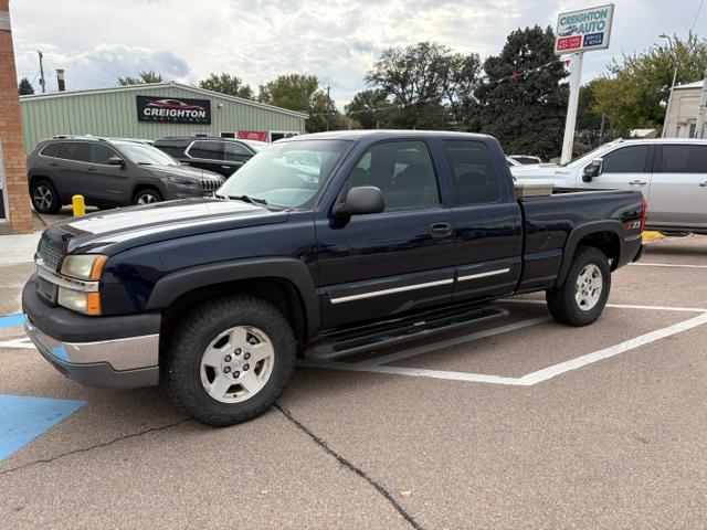 Chevrolet Silverado 1500 Work Truck Ext. Cab Short Bed 4WD 2005