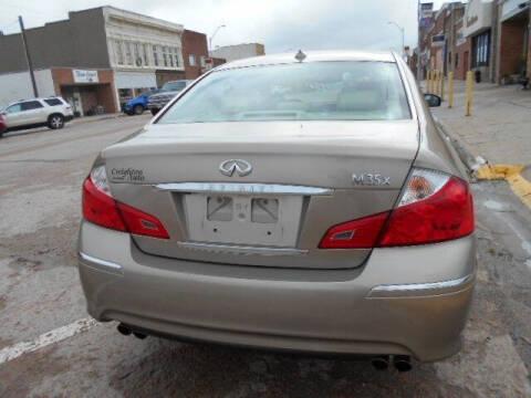 Infiniti M 35 4WD 2008