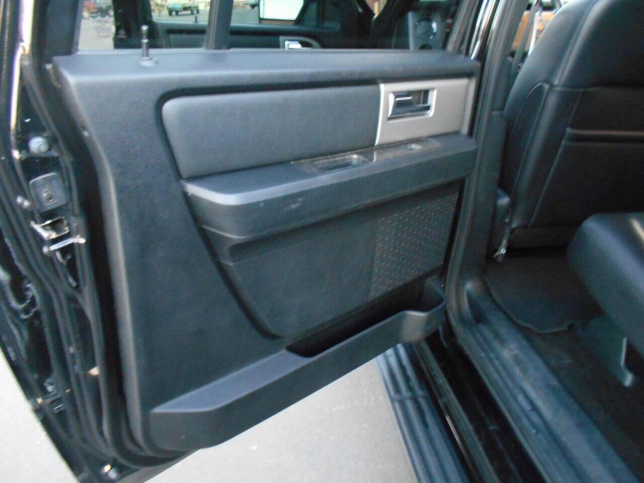 Ford Expedition EL Limited 4WD 2016