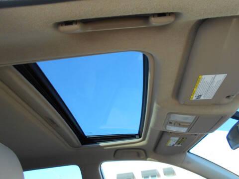 Toyota RAV4 Limited I4 2WD 2011