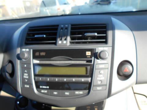 Toyota RAV4 Limited I4 2WD 2011