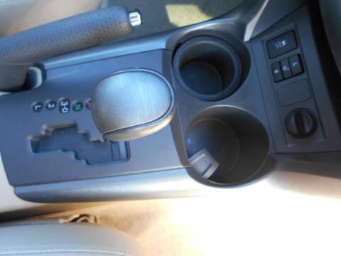 Toyota RAV4 Limited I4 2WD 2011