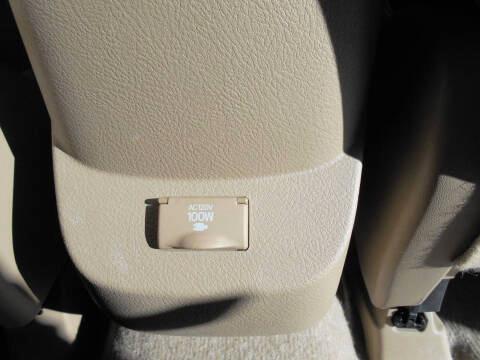 Toyota RAV4 Limited I4 2WD 2011