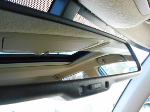 Toyota RAV4 Limited I4 2WD 2011