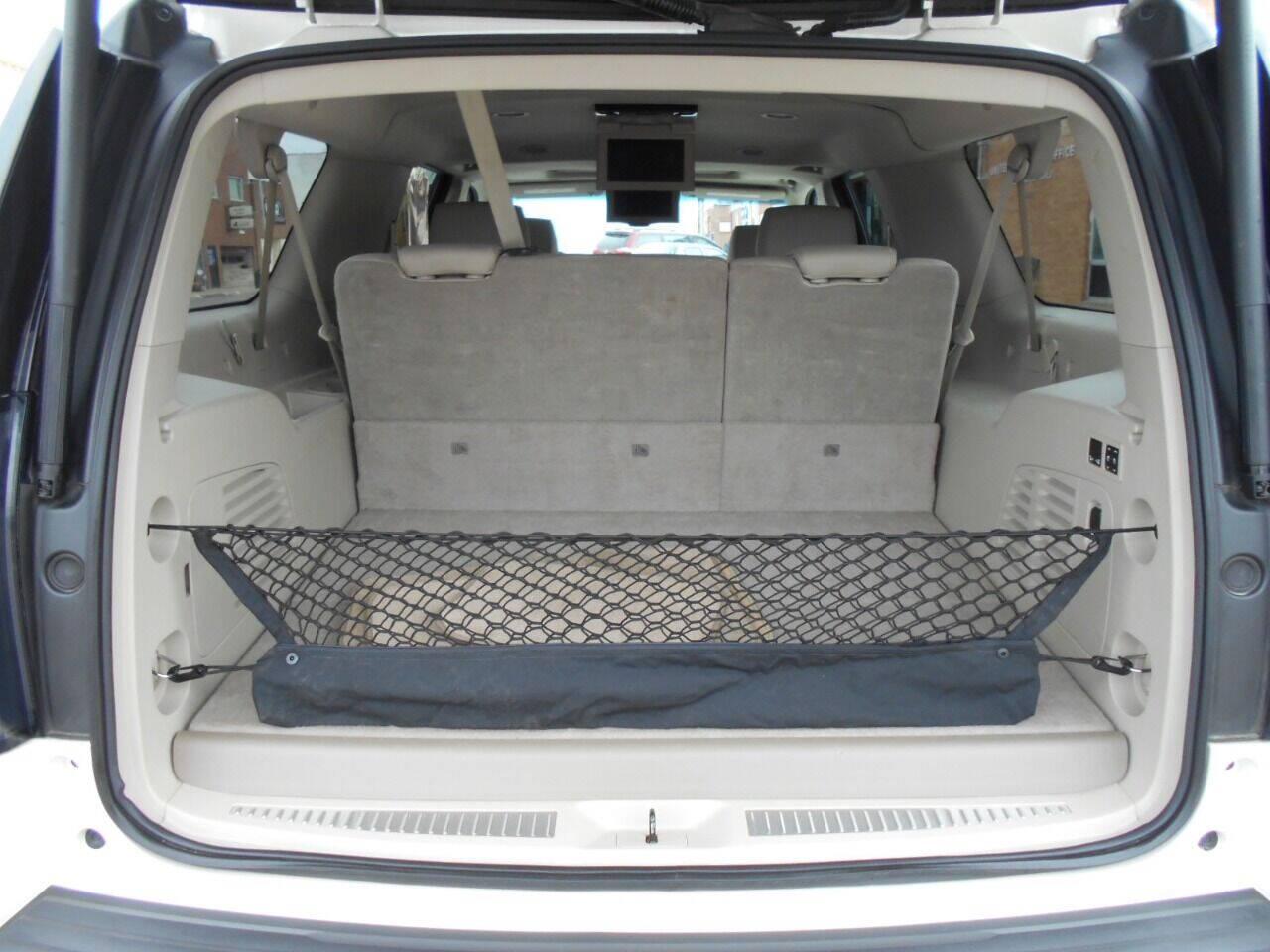 GMC Yukon Denali XL 4WD 2015