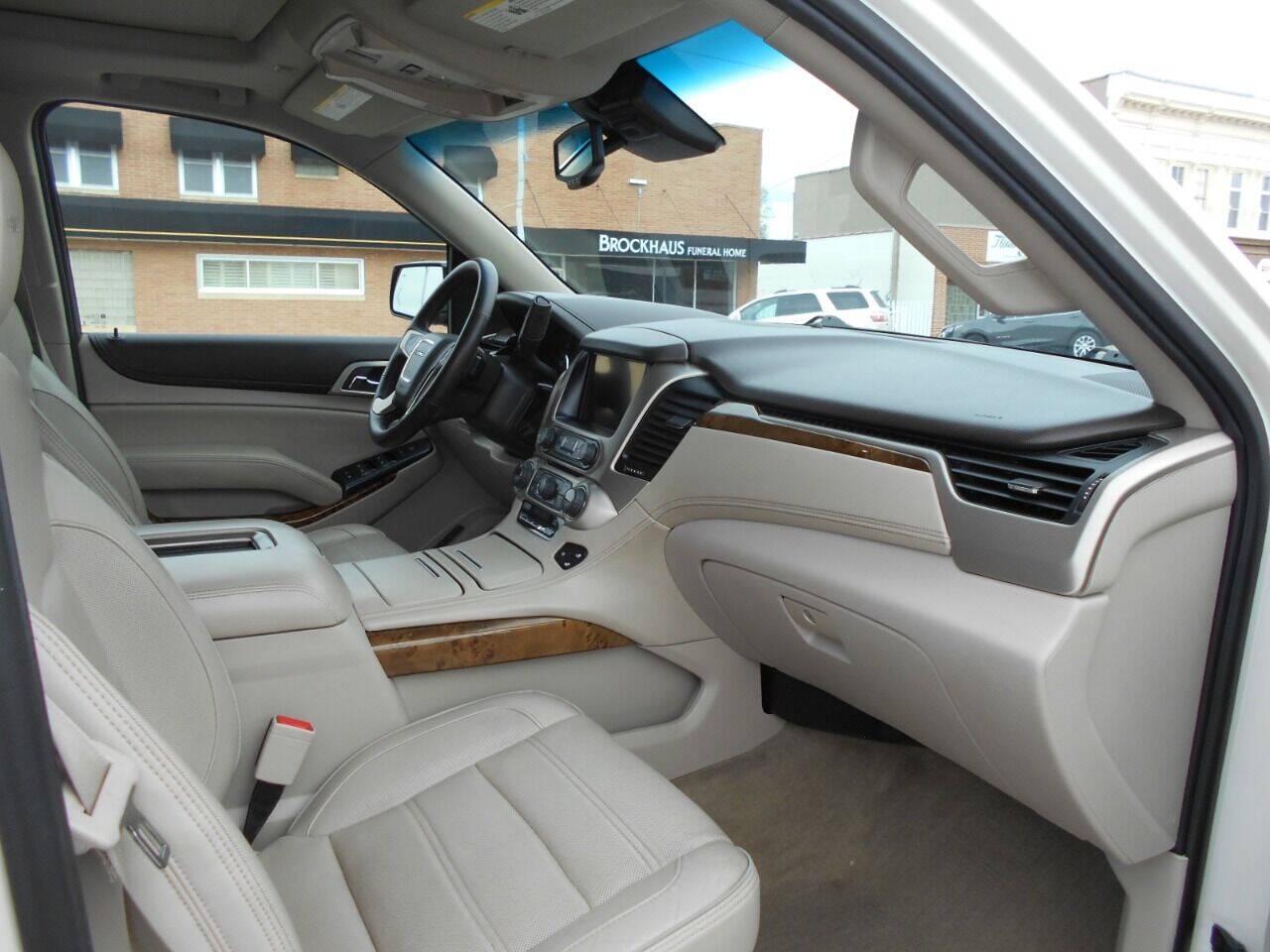 GMC Yukon Denali XL 4WD 2015