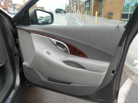 Buick LaCrosse CX 2010