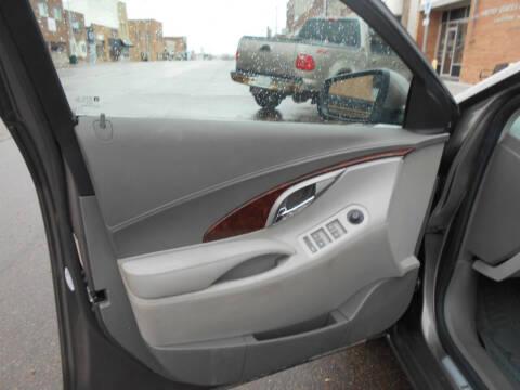 Buick LaCrosse CX 2010