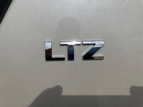 Chevrolet Suburban LTZ 1500 4WD 2014
