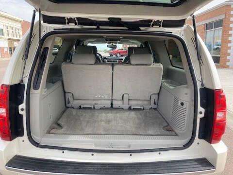 Chevrolet Suburban LTZ 1500 4WD 2014