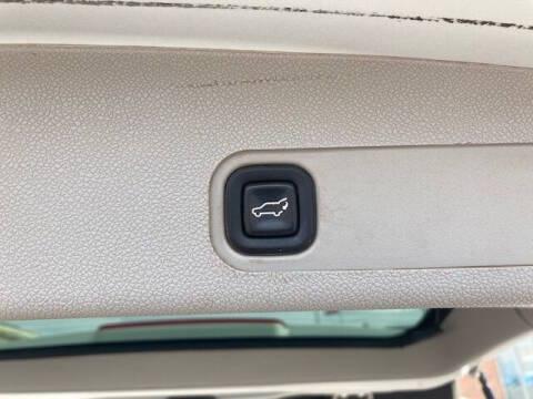 Chevrolet Suburban LTZ 1500 4WD 2014