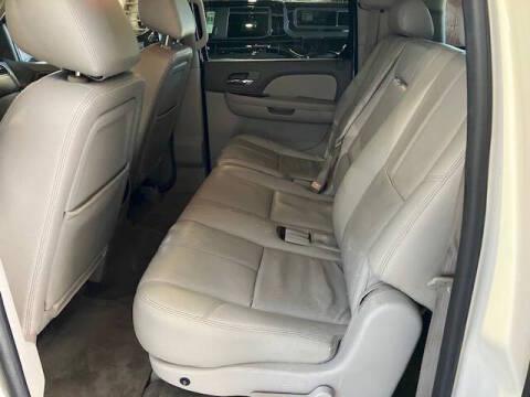 Chevrolet Suburban LTZ 1500 4WD 2014