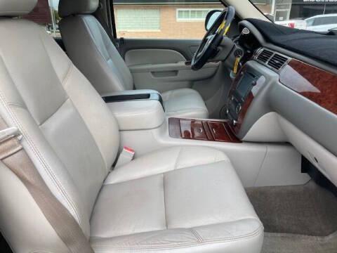 Chevrolet Suburban LTZ 1500 4WD 2014