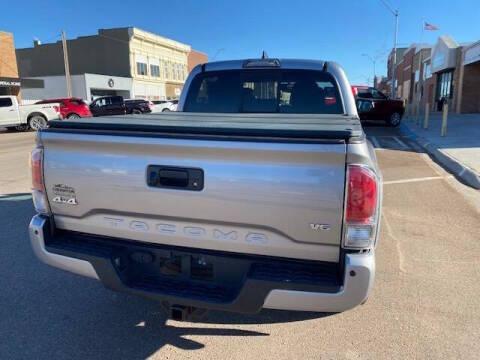 Toyota Tacoma Limited Double Cab V6 6AT 4WD 2016