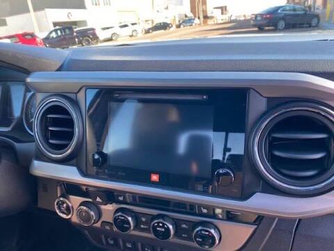 Toyota Tacoma Limited Double Cab V6 6AT 4WD 2016