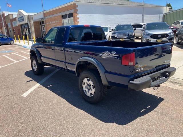 Chevrolet S10 Pickup Ext. Cab 4WD 2003