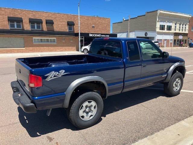 Chevrolet S10 Pickup Ext. Cab 4WD 2003