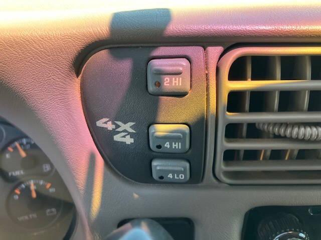 Chevrolet S10 Pickup Ext. Cab 4WD 2003