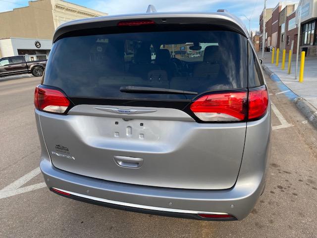 Chrysler Pacifica Touring-L Plus 2017