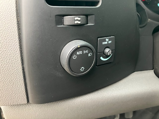 Chevrolet Silverado 1500 Work Truck Ext. Cab Long Box 4WD 2009