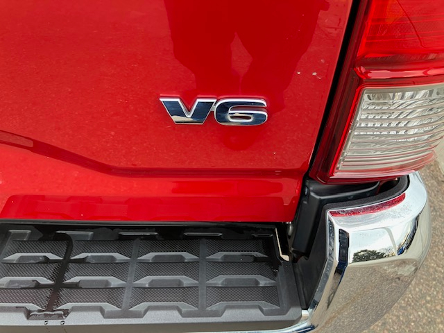 Toyota Tacoma SR5 Double Cab Long Bed V6 6AT 4WD 2016