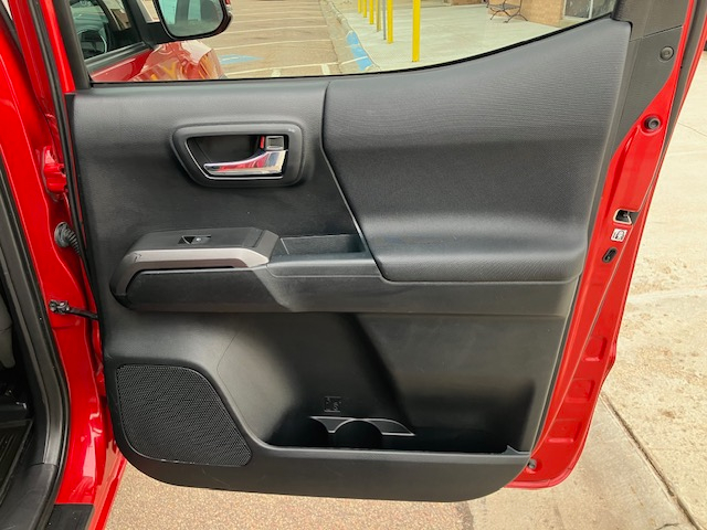 Toyota Tacoma SR5 Double Cab Long Bed V6 6AT 4WD 2016