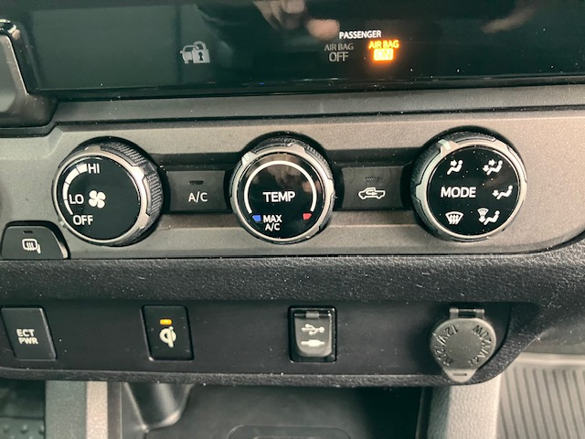 Toyota Tacoma SR5 Double Cab Long Bed V6 6AT 4WD 2016