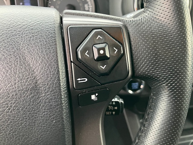 Toyota Tacoma SR5 Double Cab Long Bed V6 6AT 4WD 2016