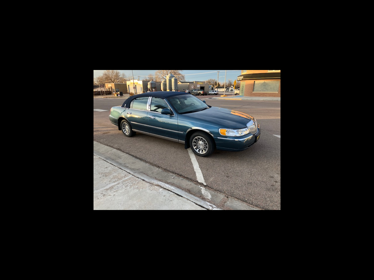 Lincoln Town Car Signature 2002