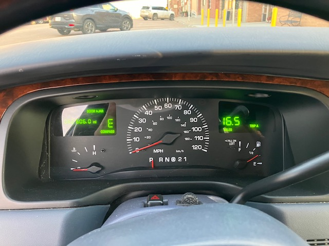 Lincoln Town Car Signature 2002