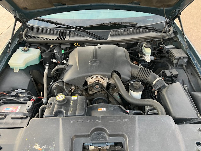 Lincoln Town Car Signature 2002