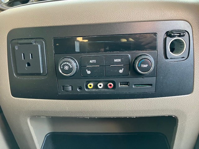 Chevrolet Suburban LTZ 4WD 2016