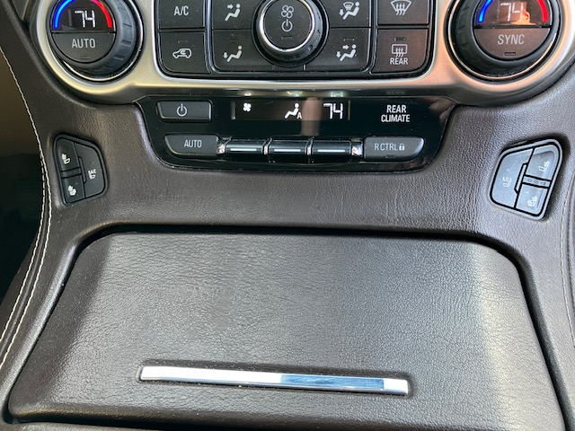 Chevrolet Suburban LTZ 4WD 2016