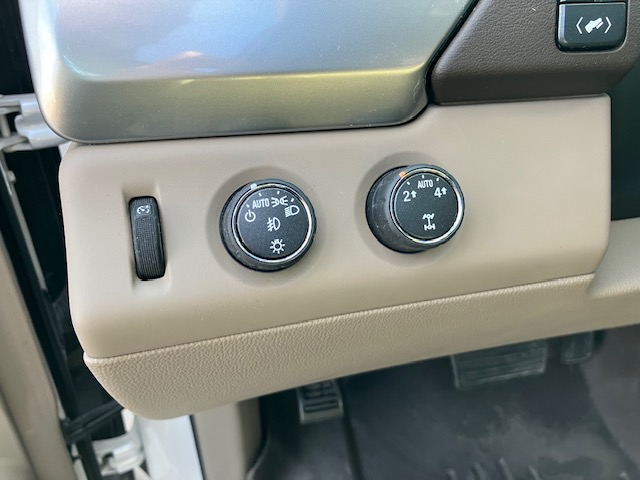 Chevrolet Suburban LTZ 4WD 2016